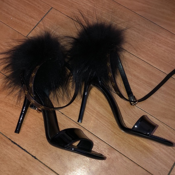 Louis Vuitton Call Back Heel Sandal Fur Trim - Picture 6 of 10